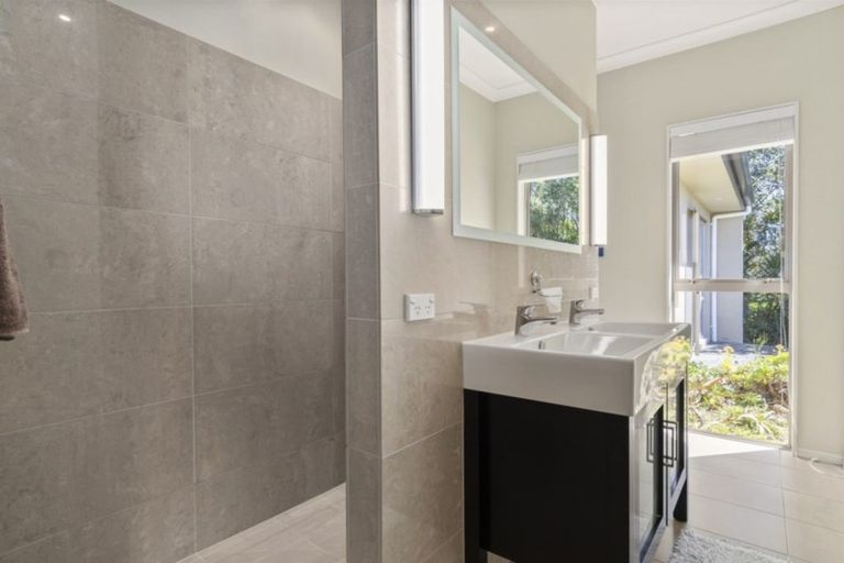 Photo of property in 30 Goodall Road, Snells Beach, 0920