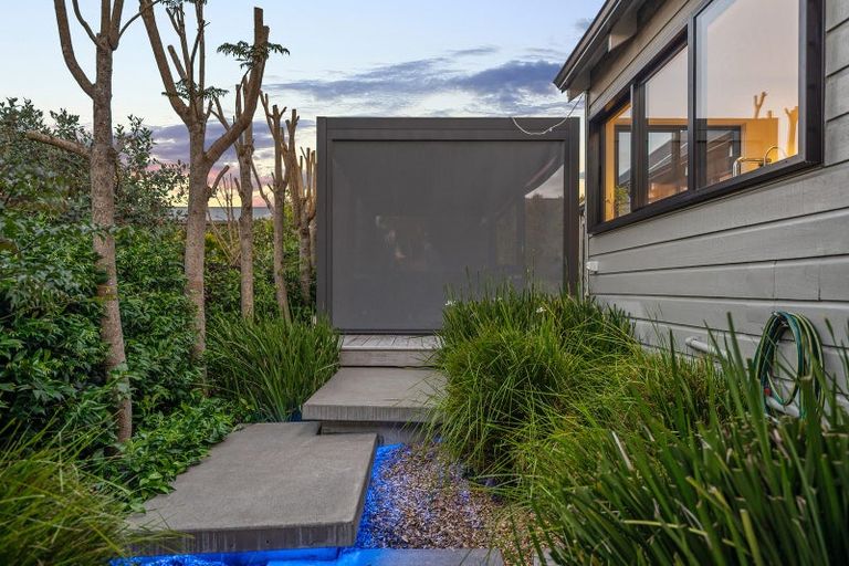 Photo of property in 9 Quebec Road, Milford, Auckland, 0620