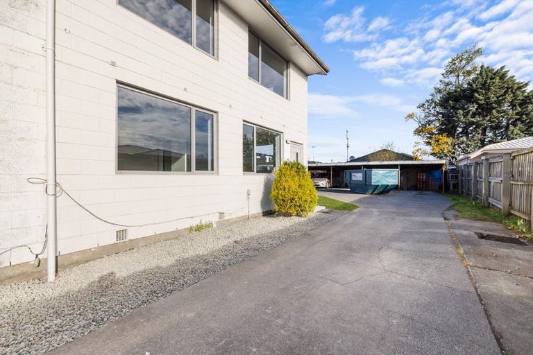 Photo of property in 1/52 North Avon Road, Richmond, Christchurch, 8013