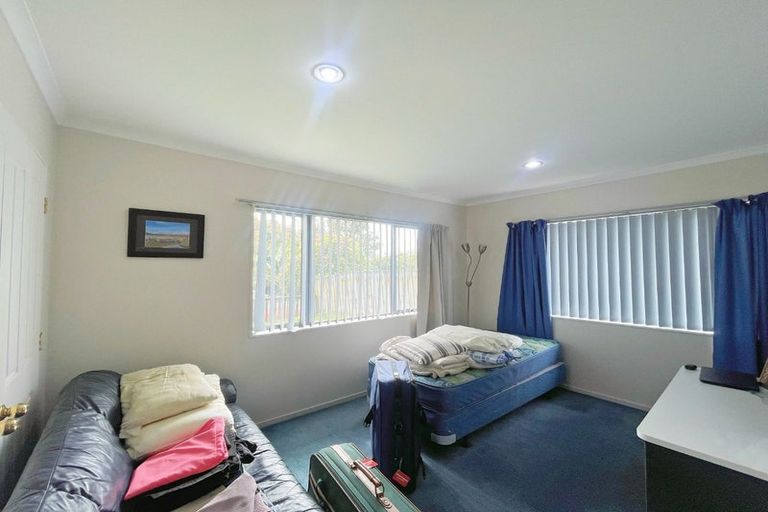 Photo of property in 10 Basra Drive, Henderson, Auckland, 0612