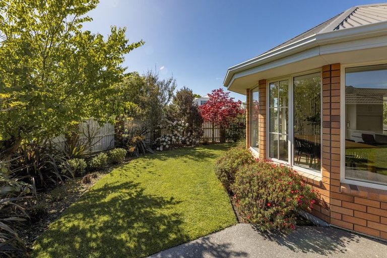 Photo of property in 51 Rempstone Drive, Halswell, Christchurch, 8025