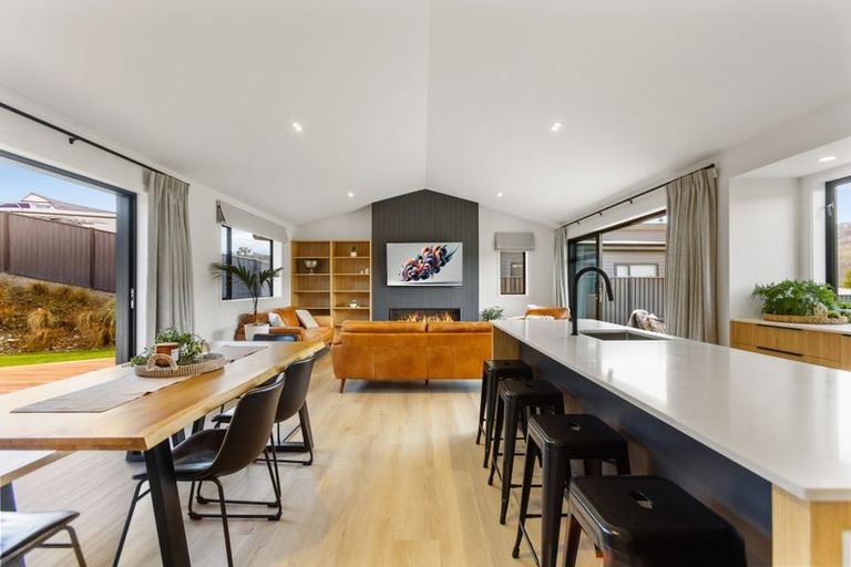 Photo of property in 14 Arion Court, Mount Pisa, Cromwell, 9383