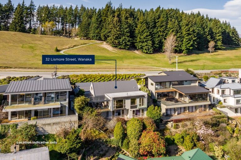 Photo of property in 32 Lismore Street, Wanaka, 9305