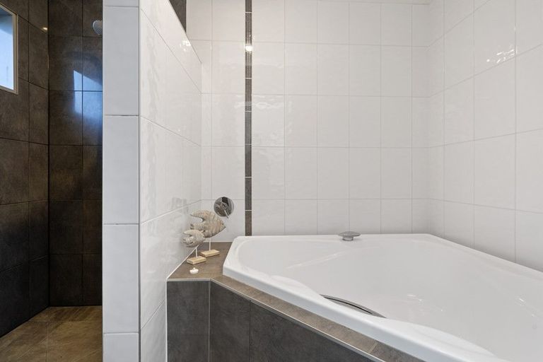 Photo of property in 8 Glenroy Place, Cambridge, 3434