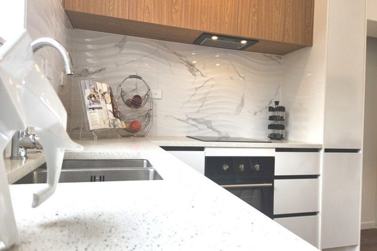 Photo of property in 104a Mahia Road, Manurewa, Auckland, 2102