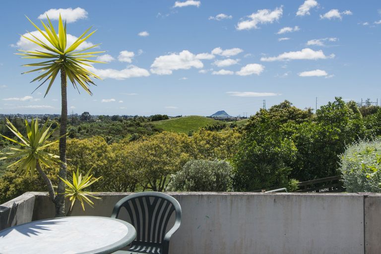 Photo of property in 4e Penny Place, Welcome Bay, Tauranga, 3175