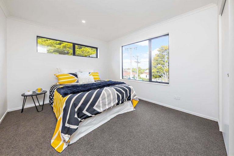 Photo of property in 1/32a Alfriston Road, Manurewa East, Auckland, 2102