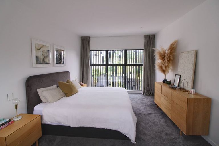 Photo of property in 19b Hart Road, Hauraki, Auckland, 0622