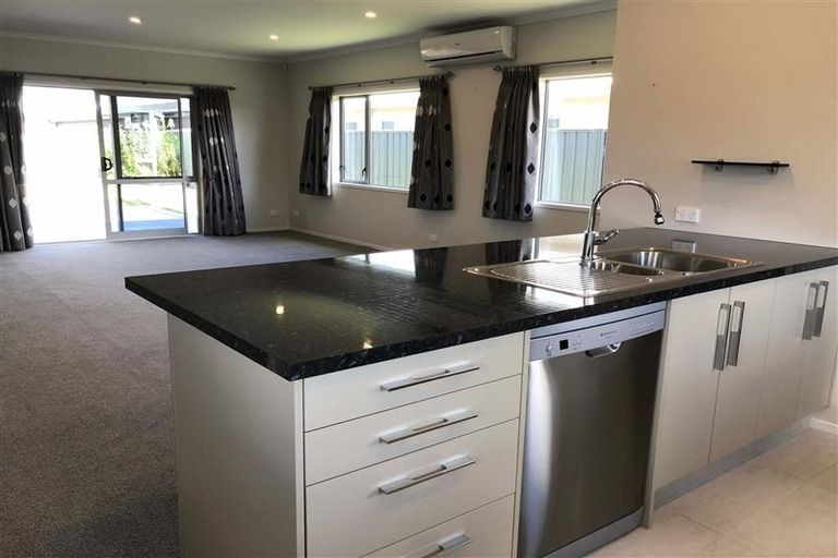 Photo of property in 17 Drake Crescent, Awatoto, Napier, 4110