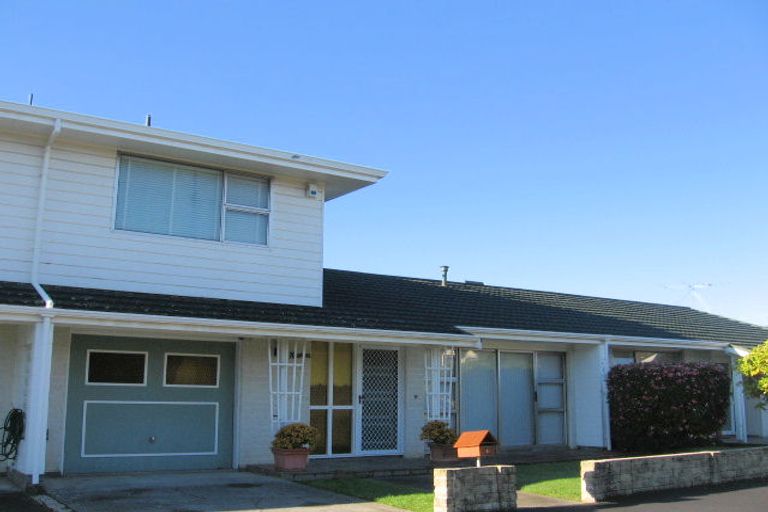 Photo of property in 11 Willoughby Street, Woburn, Lower Hutt, 5010