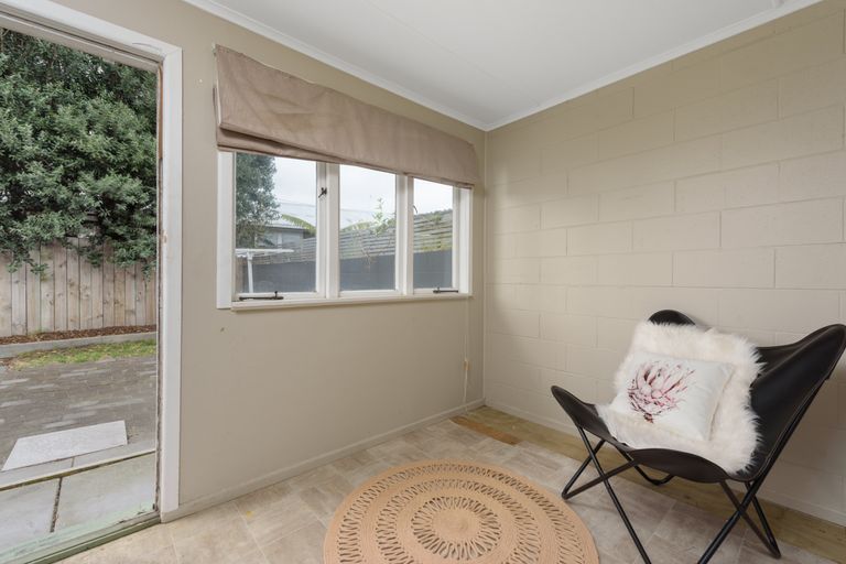 Photo of property in 2/566 Maunganui Road, Mount Maunganui, 3116