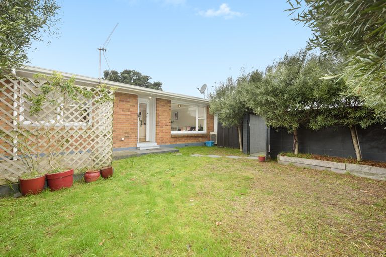 Photo of property in 2/566 Maunganui Road, Mount Maunganui, 3116