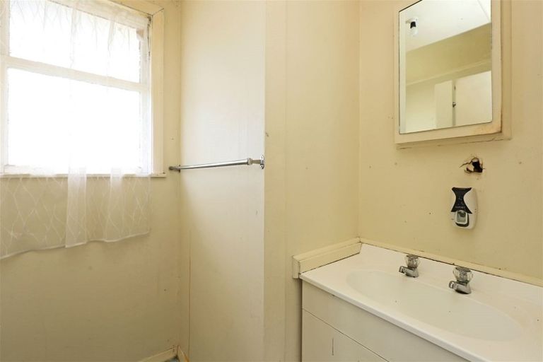 Photo of property in 16 Arbroath Avenue, Flaxmere, Hastings, 4120