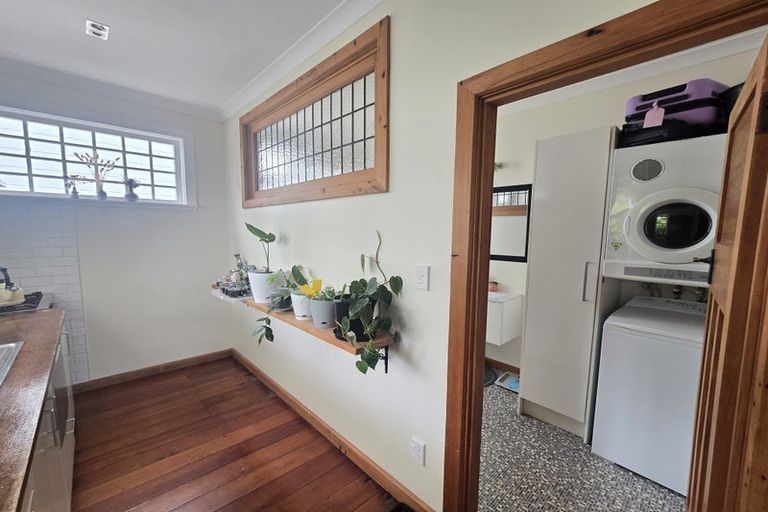 Photo of property in 32 Todman Street, Brooklyn, Wellington, 6021