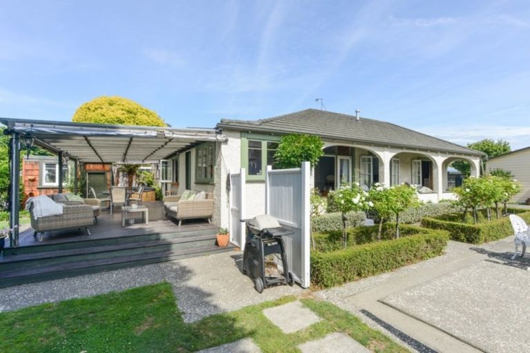 Photo of property in 204 Davis Street, Saint Leonards, Hastings, 4120