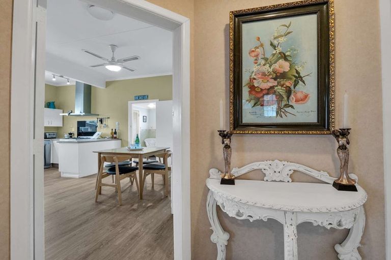 Photo of property in 33 Moore Avenue, Tawhero, Whanganui, 4501