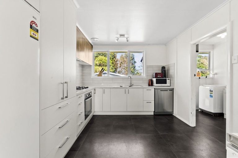 Photo of property in 24 Ridd Street, Lynmouth, New Plymouth, 4310