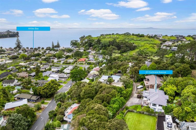 Photo of property in 37 Cochrane Avenue, Arkles Bay, Whangaparaoa, 0932