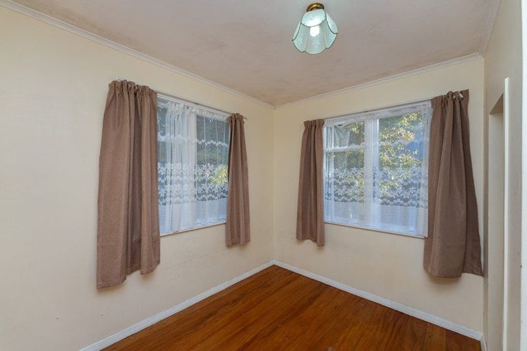 Photo of property in 475 Te Moana Road, Waikanae, 5036