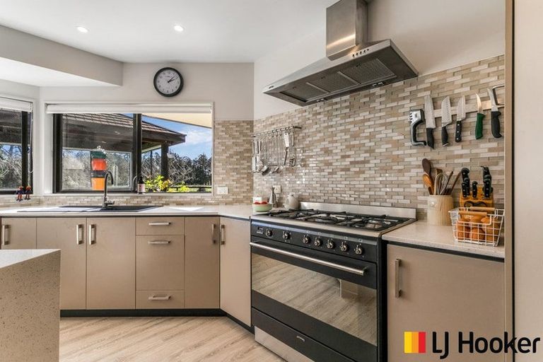Photo of property in 89 Burnside Road, Ardmore, Papakura, 2582