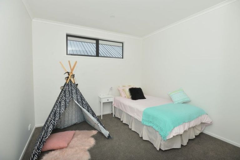 Photo of property in 62 Stace Hopper Drive, One Tree Point, 0118