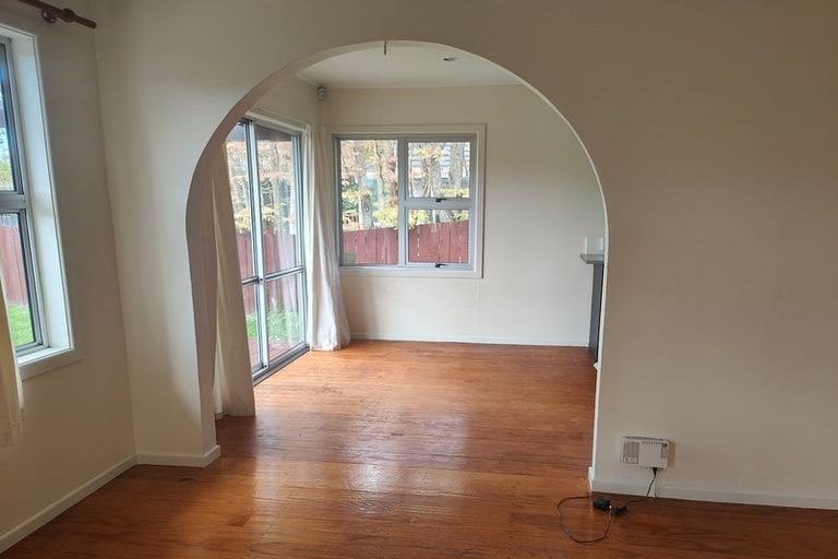 Photo of property in 38 Durham Street, Te Atatu Peninsula, Auckland, 0610