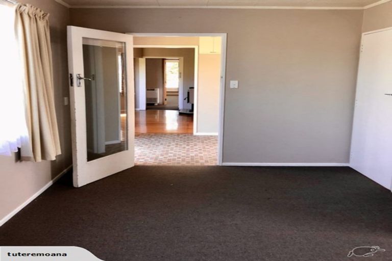 Photo of property in 72 Kent Street, Carterton, 5713