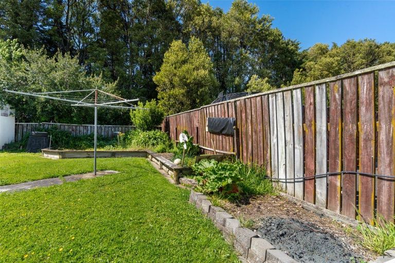 Photo of property in 13 Deller Drive, Carterton, 5713