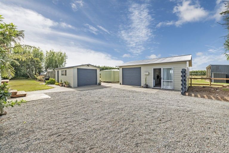 Photo of property in 75 Cowans Road, Leeston, 7683