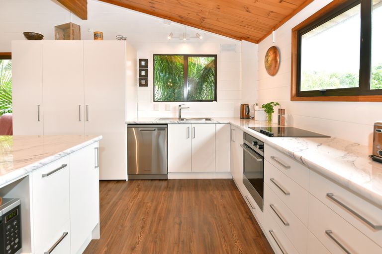 Photo of property in 121 Noakes Hill Road, Puhoi, Silverdale, 0994