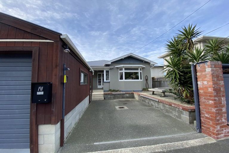 Photo of property in 191 Queens Drive, Lyall Bay, Wellington, 6022