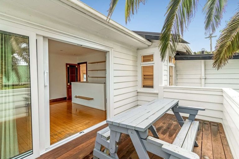 Photo of property in 29 Carlton Road, Pukekohe, 2120