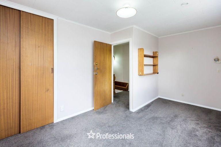 Photo of property in 42 Gibbons Street, Upper Hutt Central, Upper Hutt, 5018