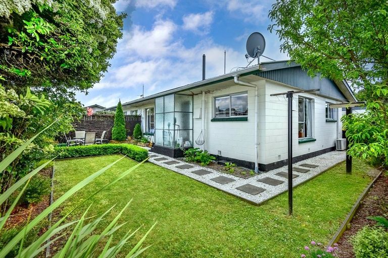 Photo of property in 2/124 Neville Street, Spreydon, Christchurch, 8024