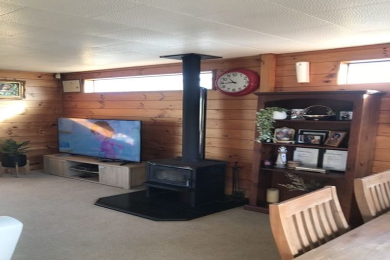 Photo of property in 10a Bunnythorpe Road, Papakura, 2110