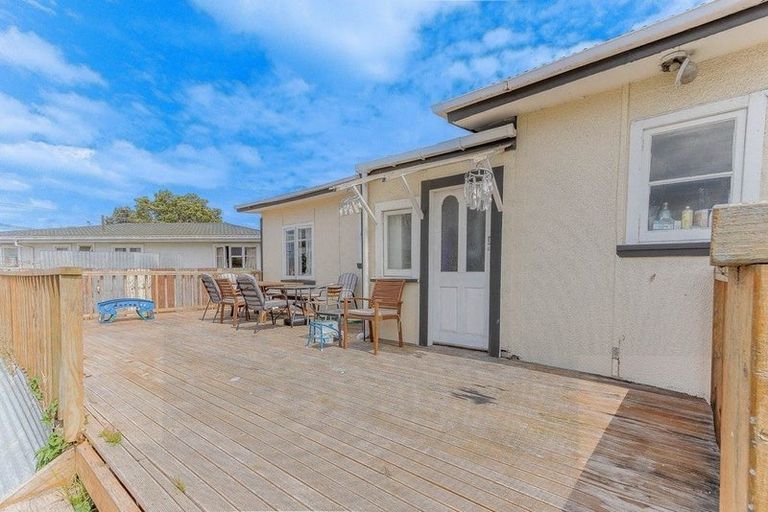 Photo of property in 40 Thatcher Street, Castlecliff, Whanganui, 4501