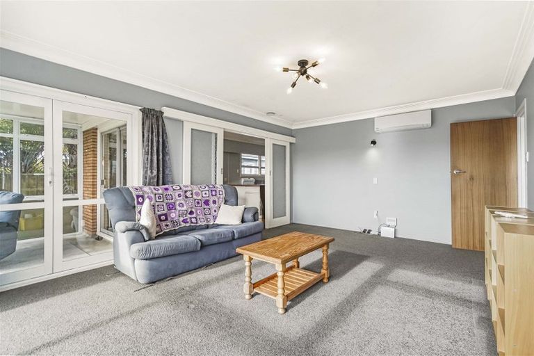 Photo of property in 51 Sandwich Road, St Andrews, Hamilton, 3200