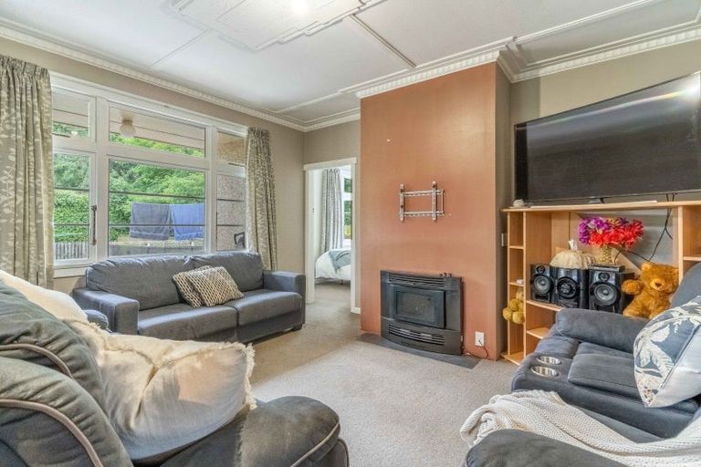 Photo of property in 92 Lochiel Branxholme Road, Lochiel, Winton, 9781