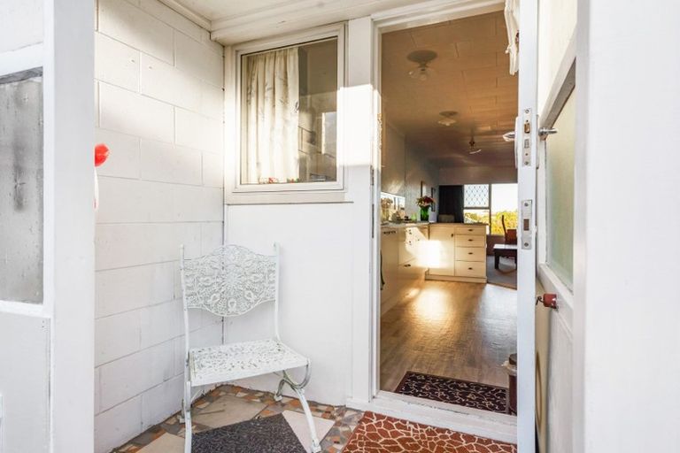 Photo of property in 368-370 Western Hills Drive, Avenues, Whangarei, 0110