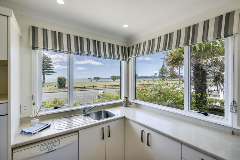 Photo of property in 18 The Esplanade, Westshore, Napier, 4110