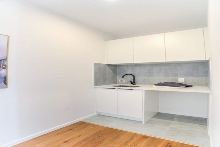 Photo of property in 15 Croatia Avenue, Huapai, Kumeu, 0810