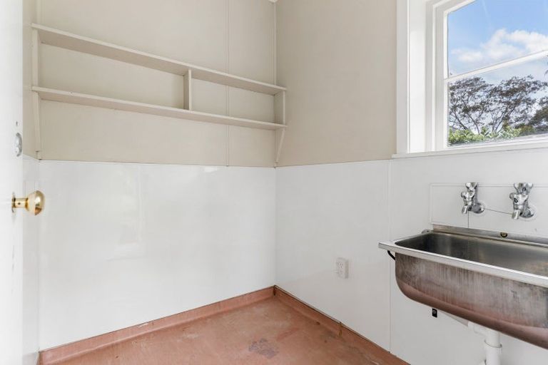 Photo of property in 17 Apihai Street, Orakei, Auckland, 1071