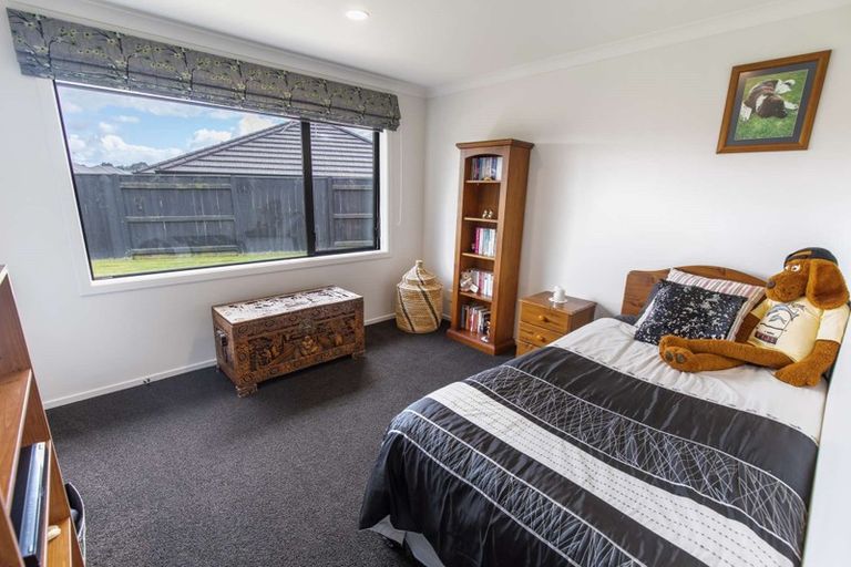 Photo of property in 55 Rodeo Drive, Kelvin Grove, Palmerston North, 4414