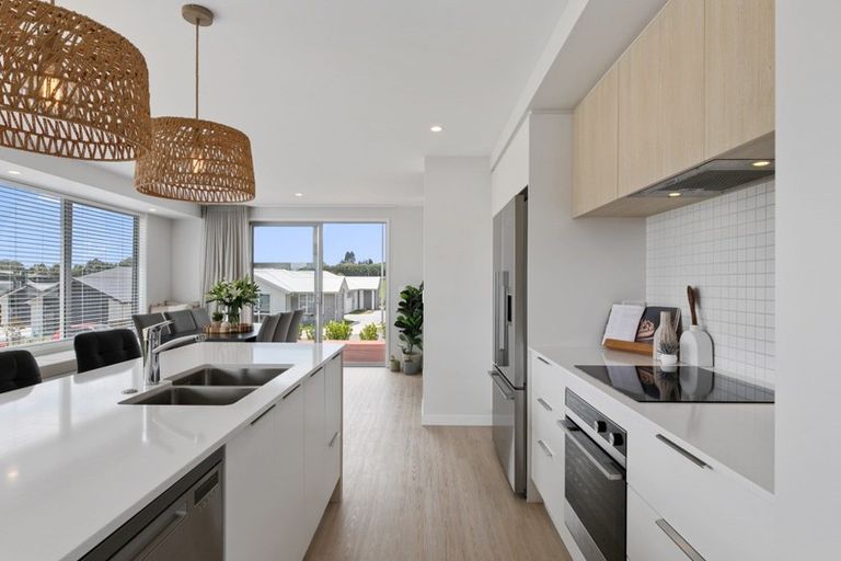 Photo of property in 15 Kiritiana Close, Pyes Pa, Tauranga, 3112