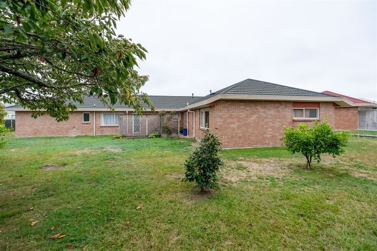 Photo of property in 29/4 Admiral Crescent, Flagstaff, Hamilton, 3210