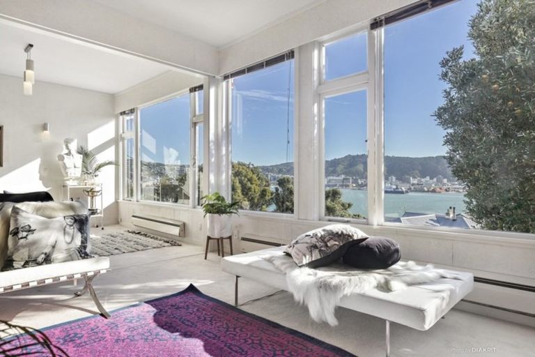 Photo of property in 2 Maida Vale Road, Roseneath, Wellington, 6011