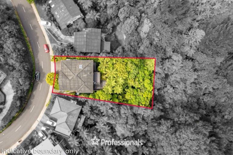 Photo of property in 73 Tirohanga Road, Tirohanga, Lower Hutt, 5010