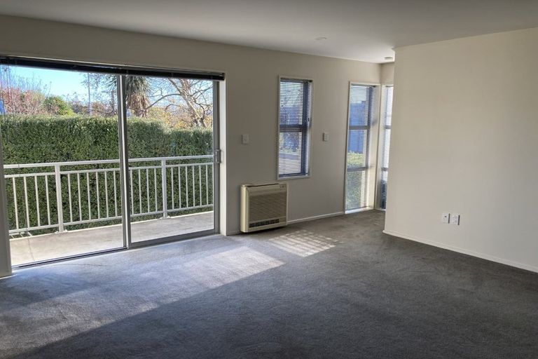 Photo of property in 2 Kenilworth Street, Addington, Christchurch, 8024