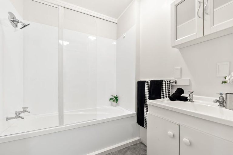 Photo of property in 11g Britannia Street, Petone, Lower Hutt, 5012