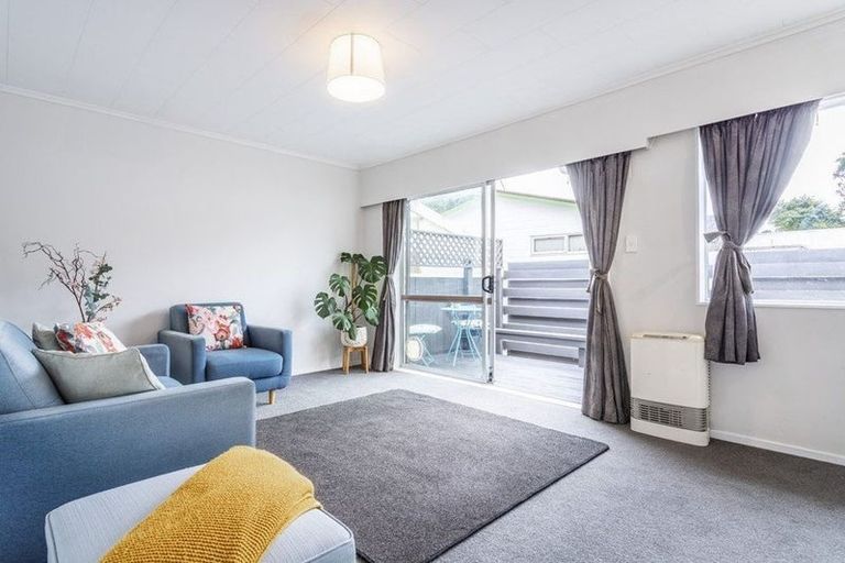 Photo of property in 1 Baltimore Crescent, Totara Park, Upper Hutt, 5018